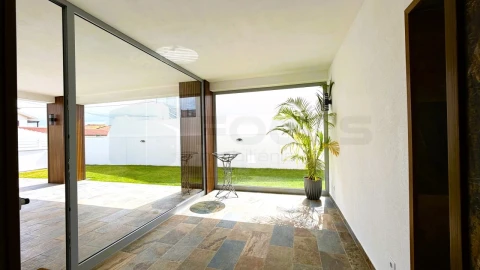 Moradia T5 para Venda em Gafanha da Encarnação