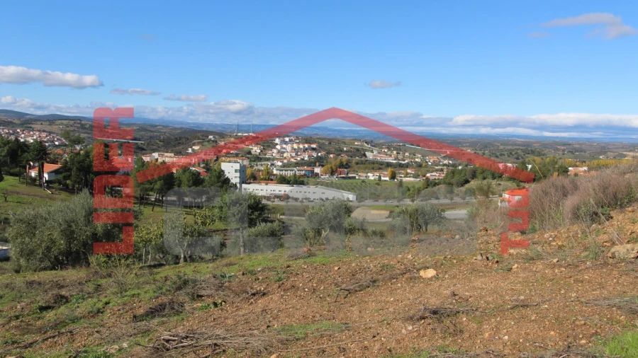 Terreno para Venda em Mirandela