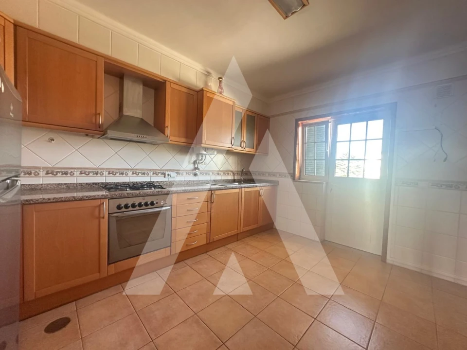 Apartamento T3 para Venda em Oliveira do Bairro Foto 2