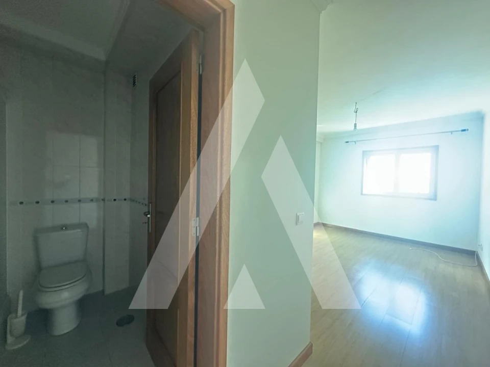 Apartamento T3 para Venda em Oliveira do Bairro Foto 15