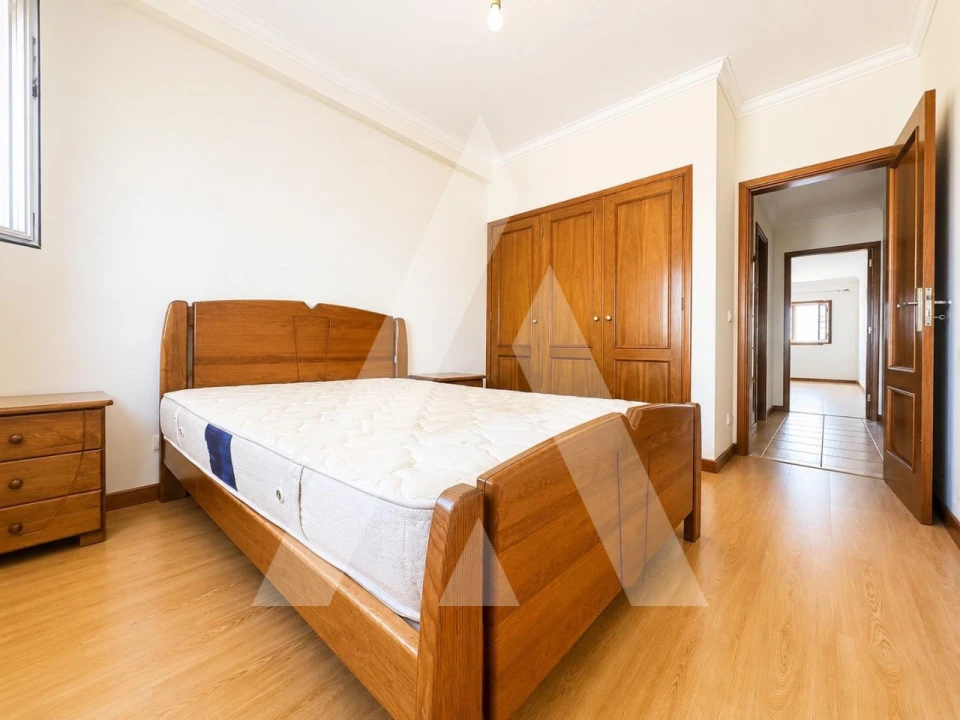 Apartamento T3 para Venda em Oliveira do Bairro Foto 12