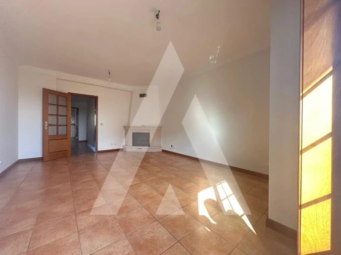Apartamento T3 para Venda em Oliveira do Bairro Foto 5