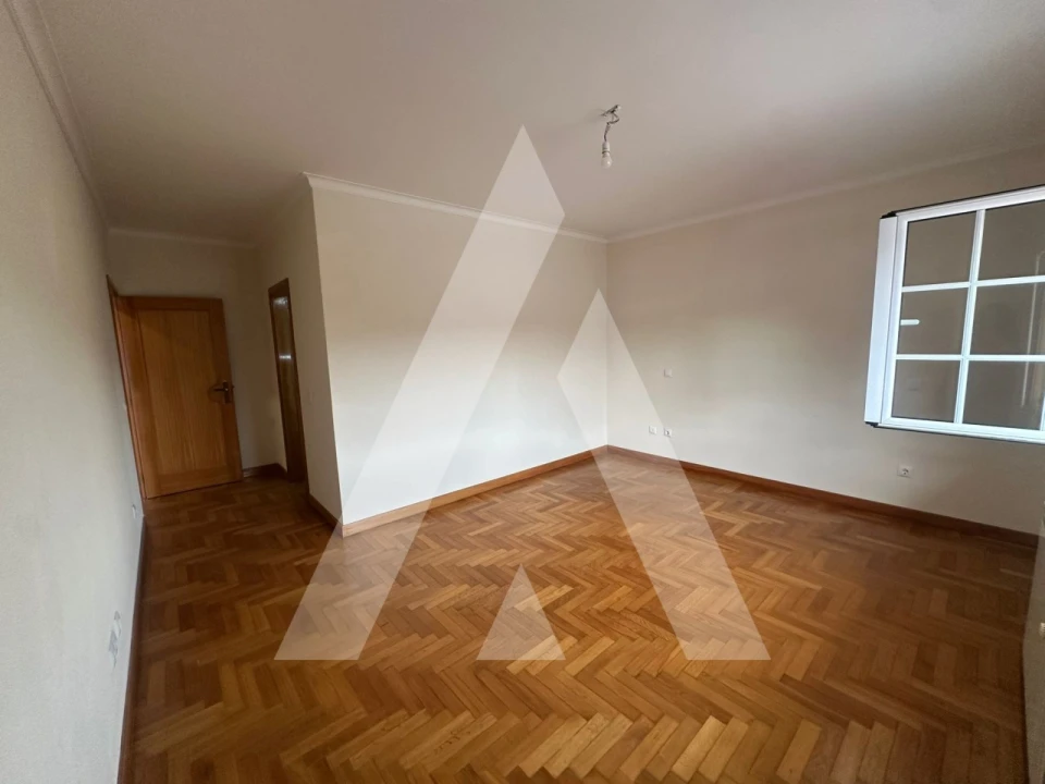 Moradia T3 para Venda em Canedo, Vale e Vila Maior Foto 7