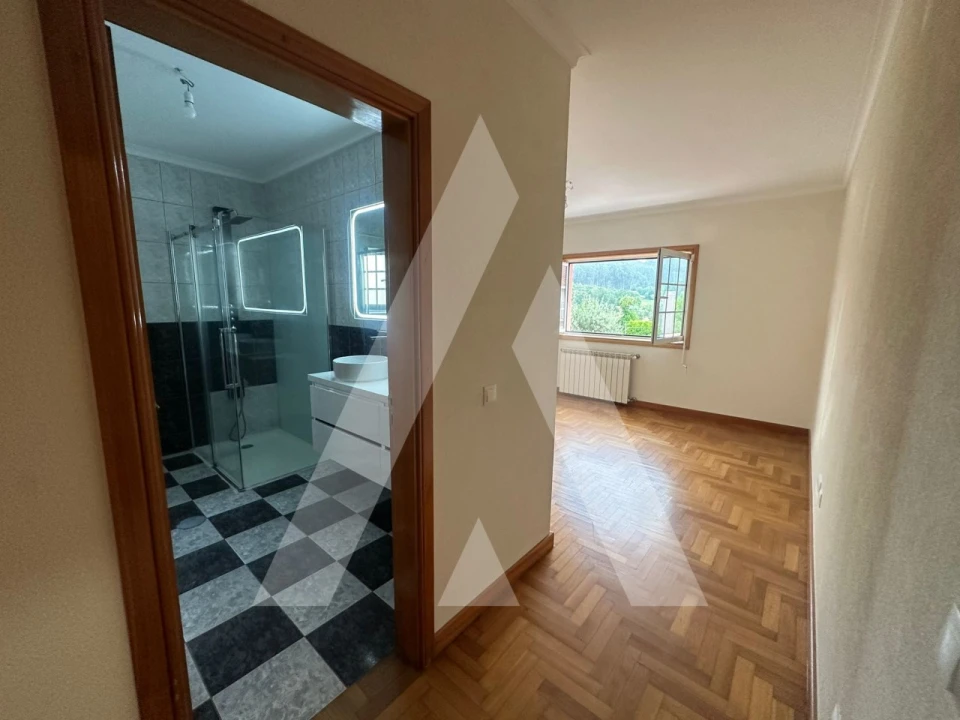 Moradia T3 para Venda em Canedo, Vale e Vila Maior Foto 8