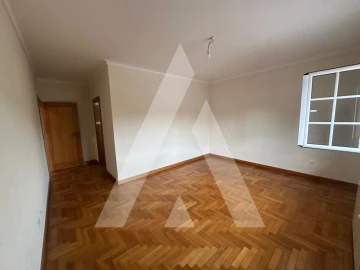 Moradia T3 para Venda em Canedo, Vale e Vila Maior