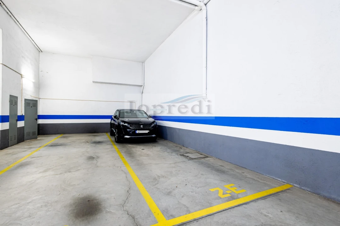 Apartamento T3 para Venda em Carcavelos e Parede Foto 29
