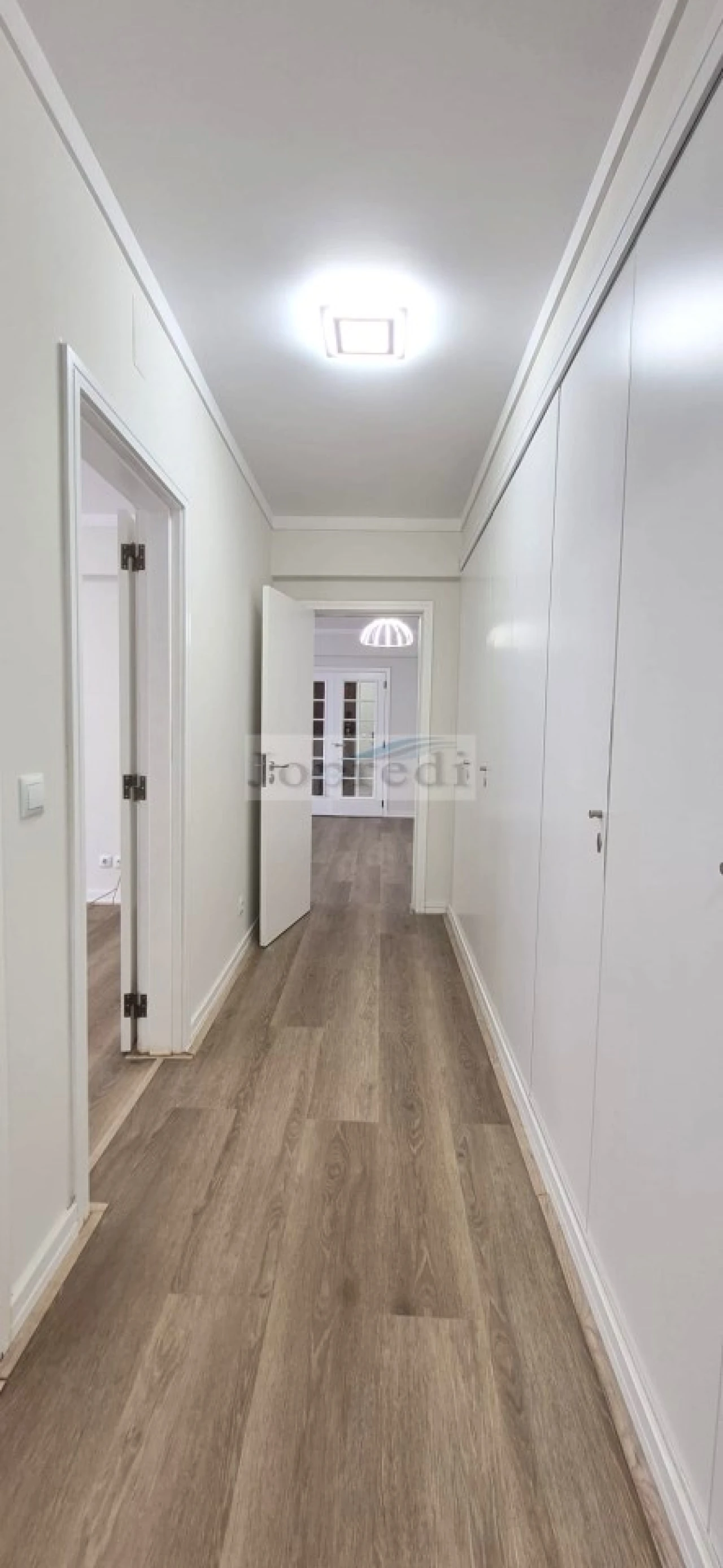 Apartamento T2 para Arrendamento em Benfica Foto 9