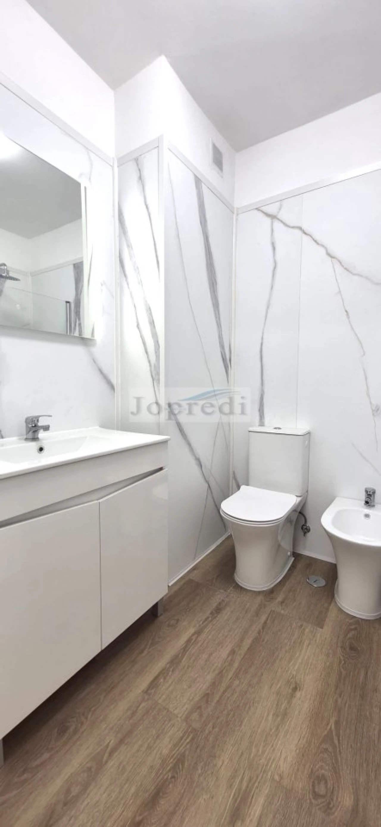 Apartamento T2 para Arrendamento em Benfica Foto 15