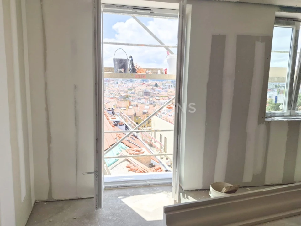 Apartamento T2 para Venda em Areeiro Foto 37