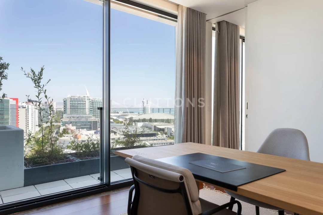 Apartamento T3 para Venda em Parque das Nações Foto 11