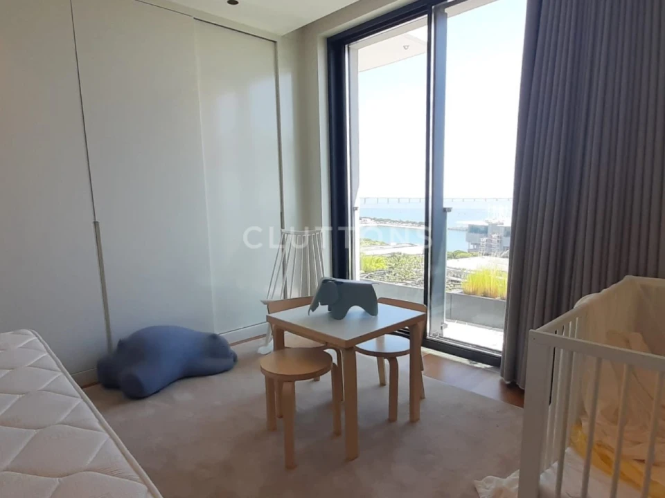 Apartamento T3 para Venda em Parque das Nações Foto 5