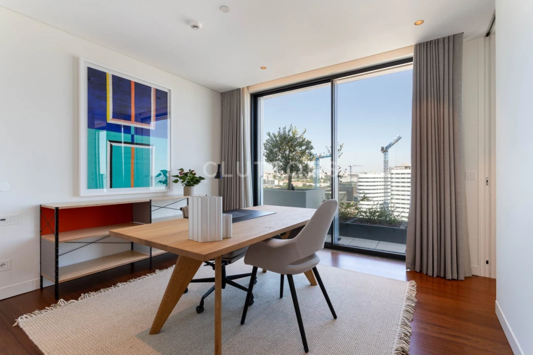 Apartamento T3 para Venda em Parque das Nações Foto 13