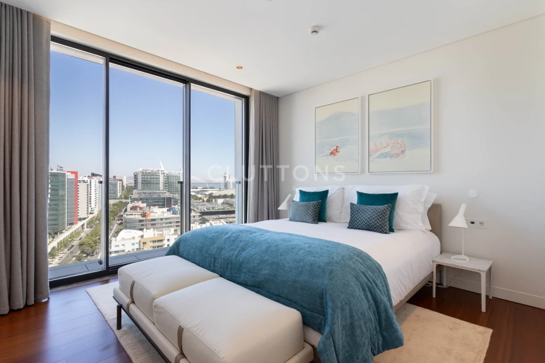 Apartamento T3 para Venda em Parque das Nações Foto 9