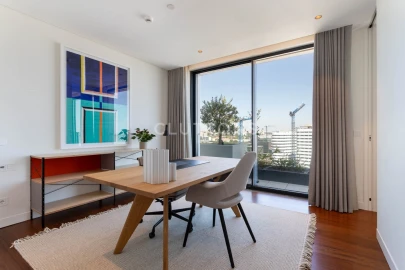 Apartamento T3 para Venda em Parque das Nações