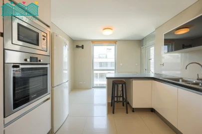Quarto para Arrendamento em Glória e Vera Cruz