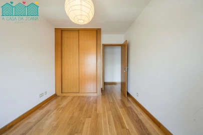 Quarto para Arrendamento em Glória e Vera Cruz