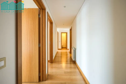 Quarto para Arrendamento em Glória e Vera Cruz