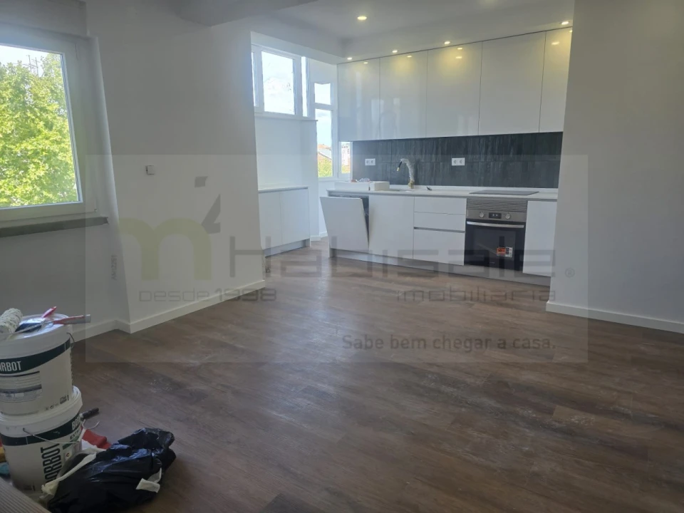 Apartamento T2 para Venda em Venteira Foto 10