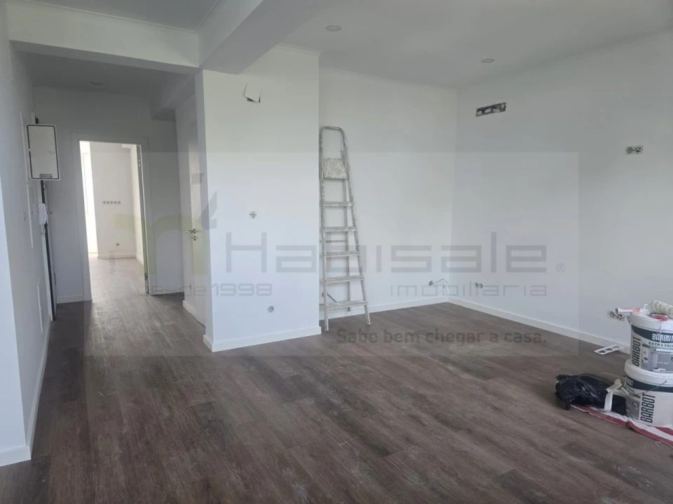 Apartamento T2 para Venda em Venteira Foto 20