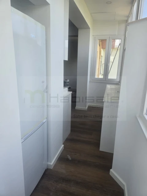 Apartamento T2 para Venda em Venteira