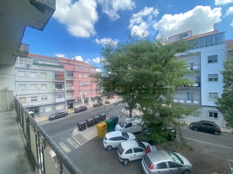 Apartamento T2 para Venda em Venteira Foto 20