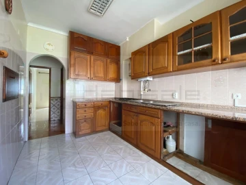 Apartamento T2 para Venda em Venteira