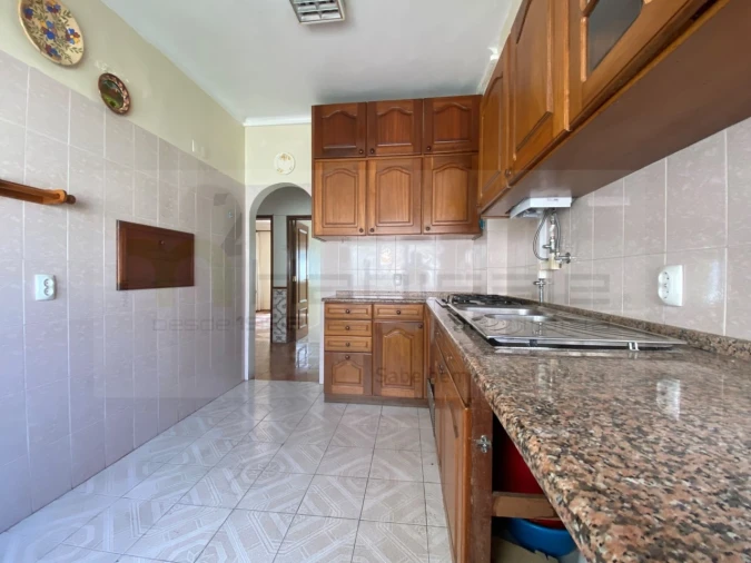 Apartamento T2 para Venda em Venteira Foto 9