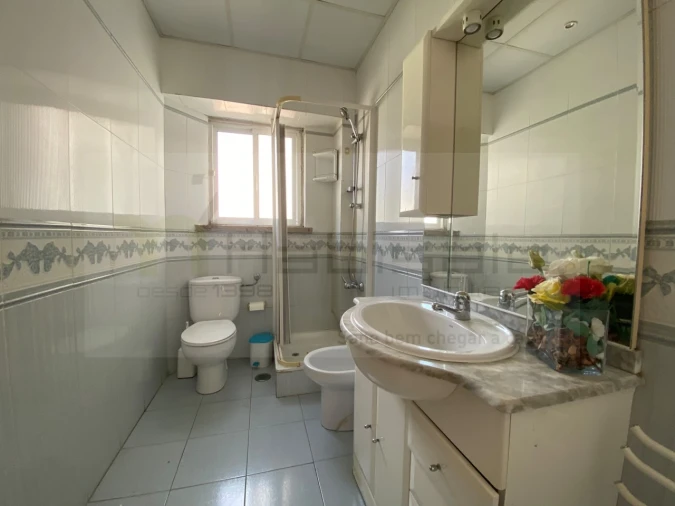 Apartamento T2 para Venda em Venteira Foto 16