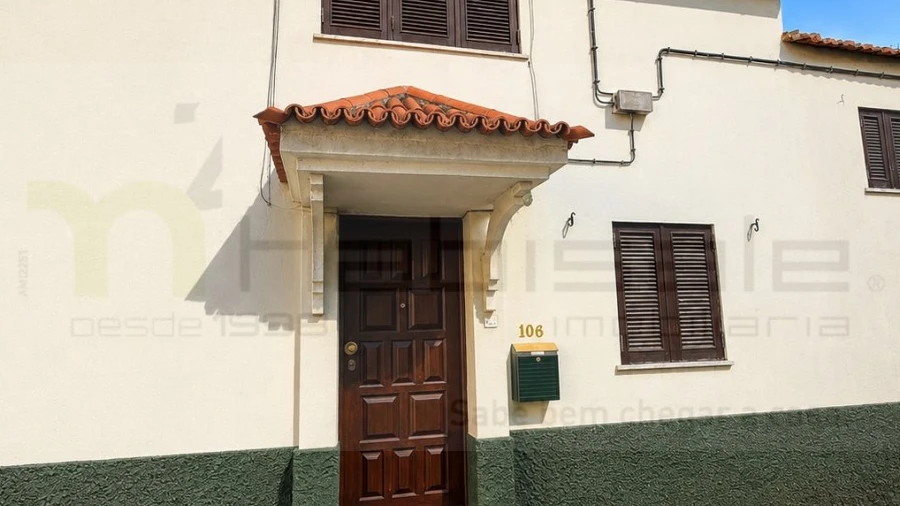 Moradia T2 para Venda em Campolide