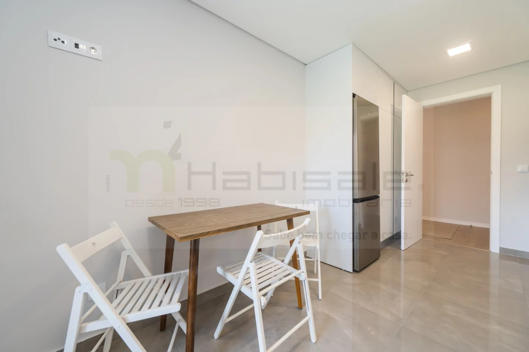 Apartamento T2 para Venda em Malveira e São Miguel de Alcainça Foto 6
