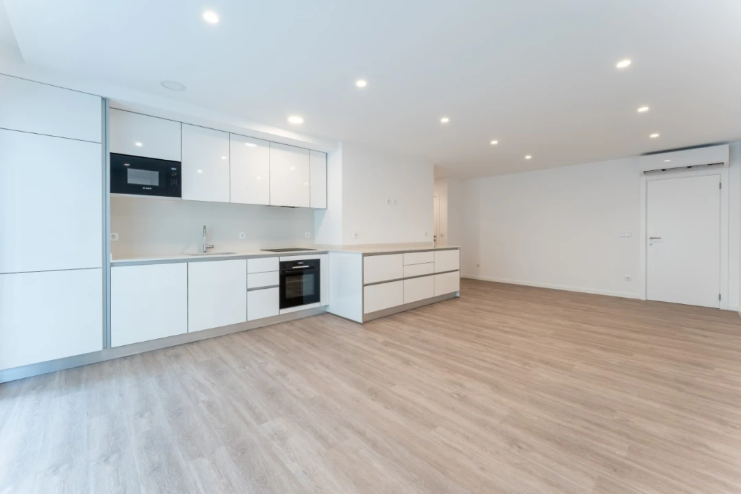 Apartamento T2 para Venda em Nazare Foto 3