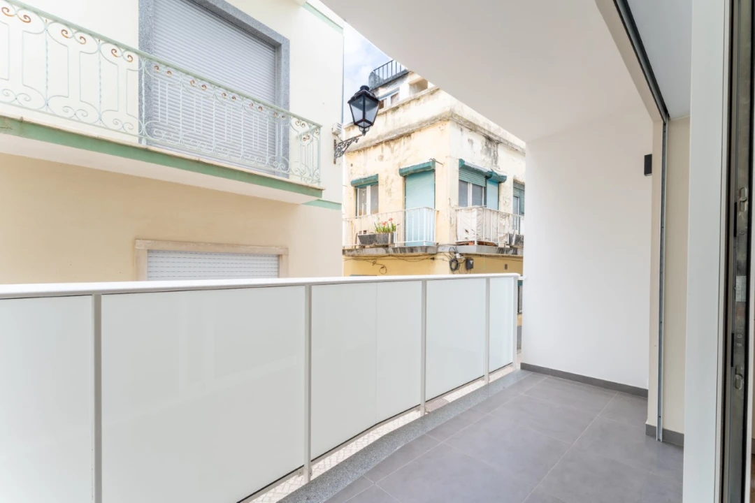 Apartamento T2 para Venda em Nazare Foto 12