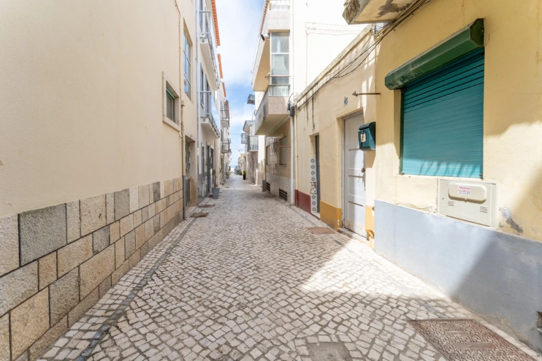Apartamento T2 para Venda em Nazare Foto 43
