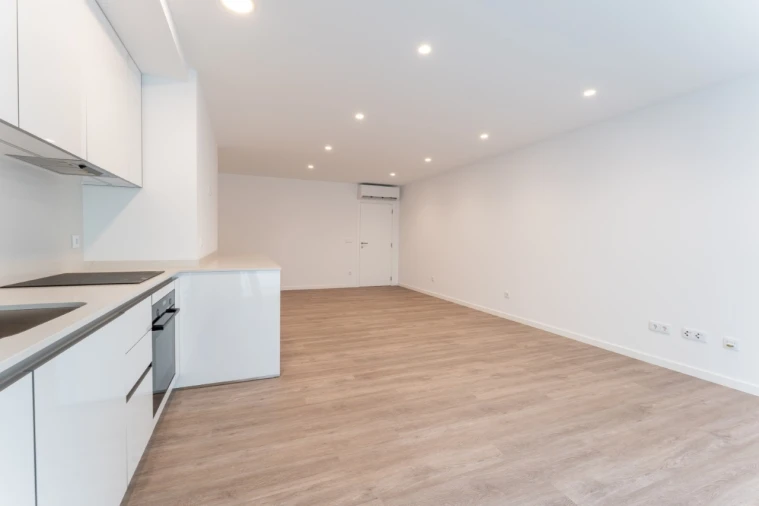 Apartamento T2 para Venda em Nazare Foto 8