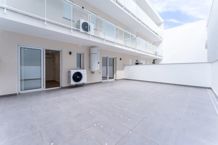 Apartamento T2 para Venda em Nazare Foto 31