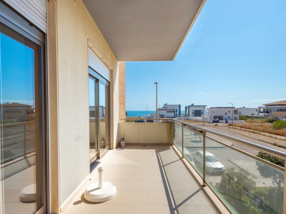 Apartamento T2 para Venda em Buarcos Foto 15