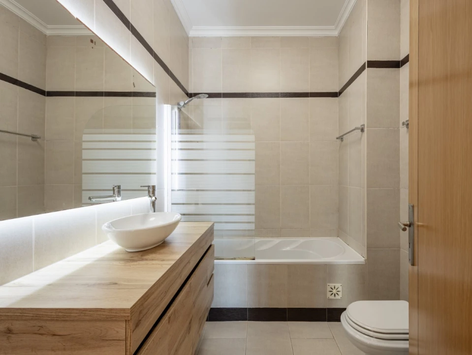 Apartamento T2 para Venda em Buarcos Foto 6