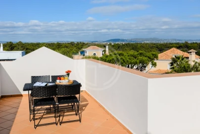 Moradia T4 para Arrendamento férias em Almancil