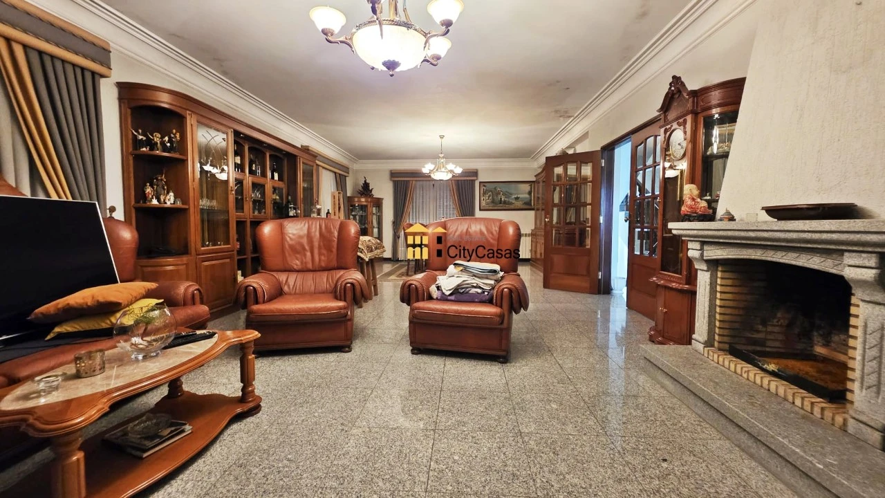 Moradia T3 para Venda em Serzedo e Perosinho Foto 9