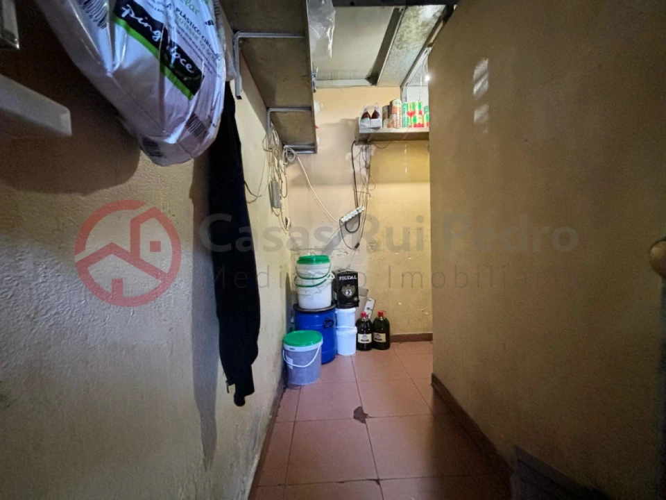 Negócio para Cedência de Quotas em Laranjeiro e Feijó Foto 10