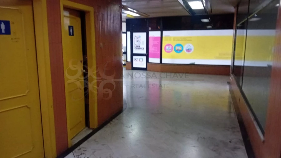 Loja para Venda em Almada, Cova da Piedade, Pragal e Cacilhas Foto 7