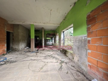 Prédio para Venda em Belazaima do Chão, Castanheira do Vouga e Agadão