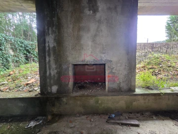 Prédio para Venda em Belazaima do Chão, Castanheira do Vouga e Agadão