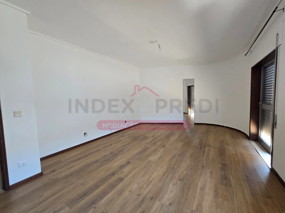 Apartamento T3 para Venda em Gafanha da Nazaré Foto 1