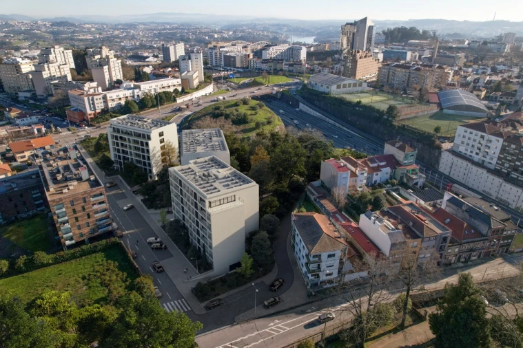 Apartamento T2 para Venda em Paranhos Foto 9