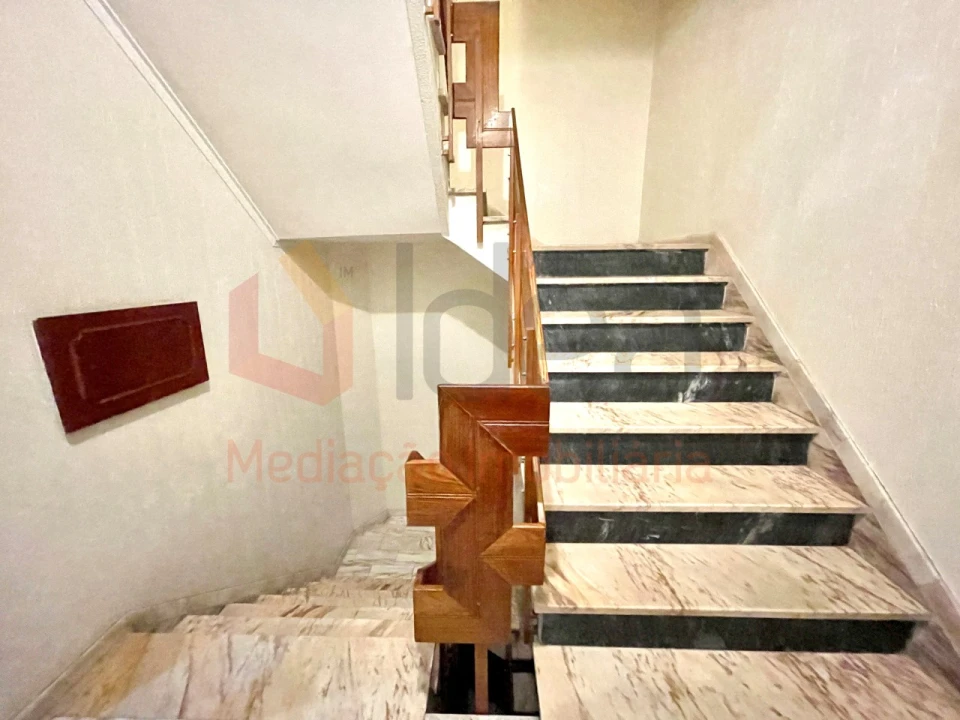 Apartamento T2 para Venda em Almada, Cova da Piedade, Pragal e Cacilhas Foto 38