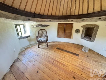 Moradia T3 para Venda em São Bartolomeu dos Galegos e Moledo