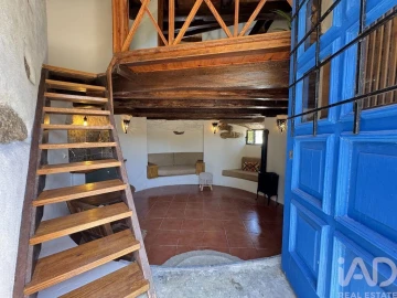 Moradia T3 para Venda em São Bartolomeu dos Galegos e Moledo