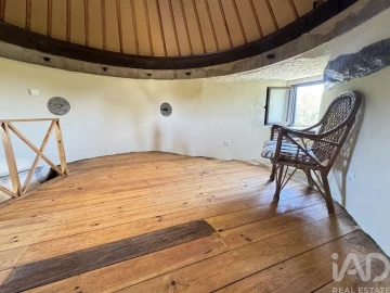 Moradia T3 para Venda em São Bartolomeu dos Galegos e Moledo