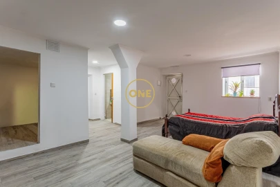 Moradia T4 para Venda em Moita dos Ferreiros